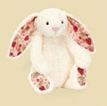 Blossom Cream Bunny 'Berry'